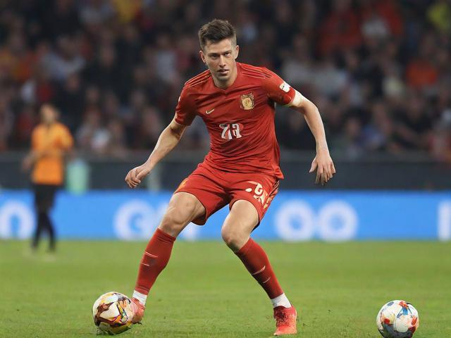 九游体育官网_ 德甲争夺激烈，精彩反击和战术调整不断出现，九游游戏中心百度百科