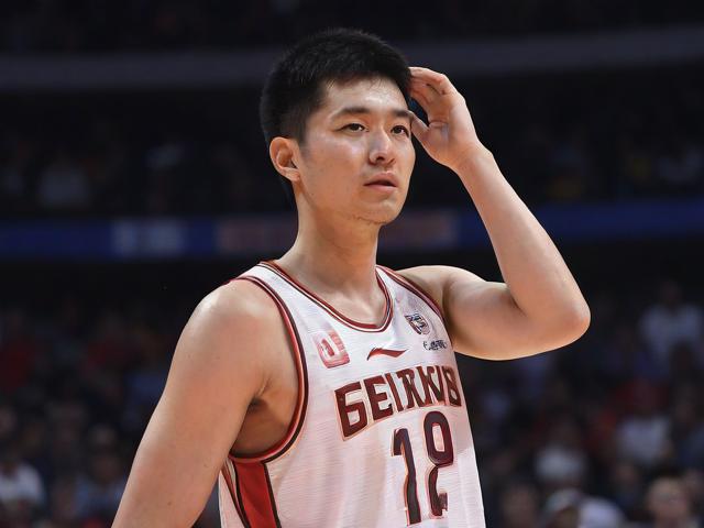 jiuyou.com_ MVP王强:凭借关键三分获得全场最有价值球员!,王强打多少分 jiuyou.com_ MVP王强:凭借关键三分获得全场最有价值球员!,王强打多少分