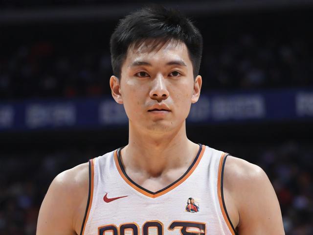 jiuyou.com_ 上海男篮新援加盟,目标冲击冠军,上海男篮新大外援 jiuyou.com_ 上海男篮新援加盟,目标冲击冠军,上海男篮新大外援