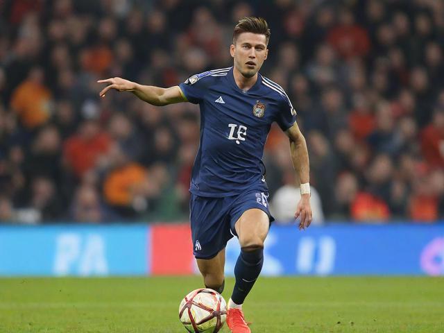 九游体育官网_ 德甲创新战术，关键扑救与精彩进球交织，比赛精彩纷呈