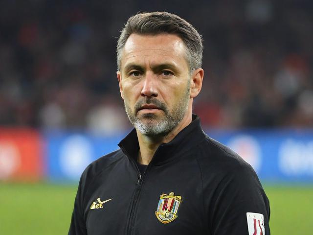 九游体育官网_ 德甲场上少见战术创新，教练赛后详述战术准备与应变策略