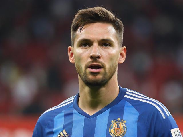 九游体育官网_ 德甲多变战术带来无限可能，精彩场面不断涌现，九游app官方网站