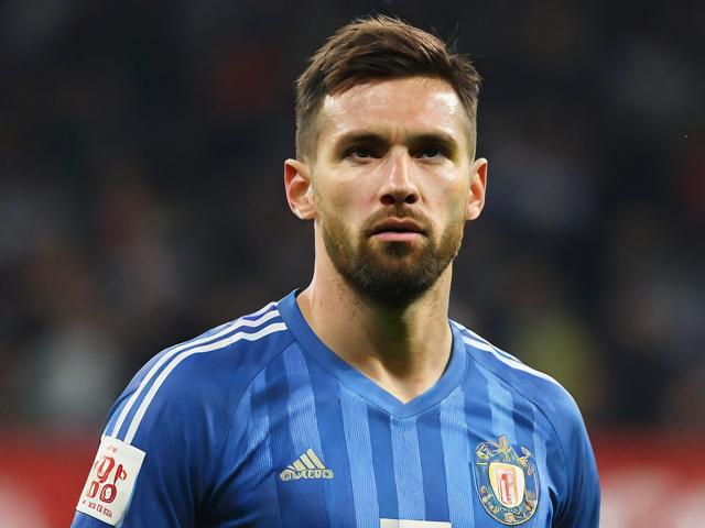 九游体育官网_ 德甲战术频繁调整，精彩瞬间层出不穷，9游游戏官网