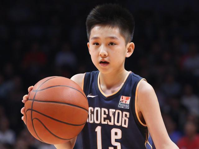 jiuyou.com_ 中国篮球明星积极参与运动公益，助力贫困地区孩子梦想，篮球 明星 中国